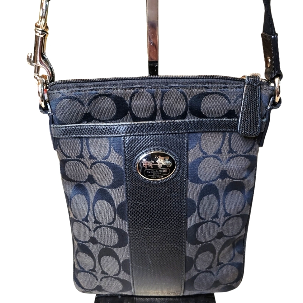 Coach Black & Brown Signature Jacquard Flat Croosbody Flat Satchel